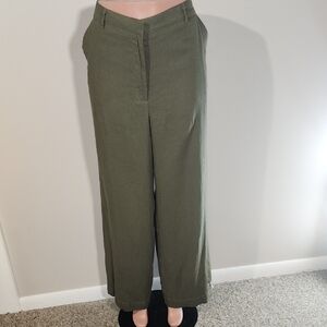 Max Studio Olive Green Wide-Leg Trousers